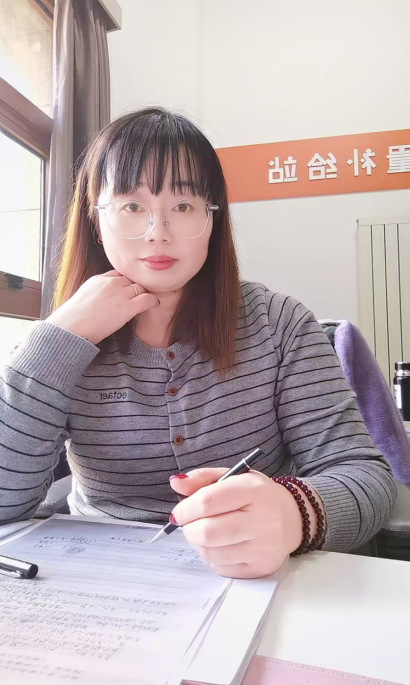 暖城花开 巾帼逐梦——鄂尔多斯市优秀女职工代表座谈会发言摘登(第二期)5